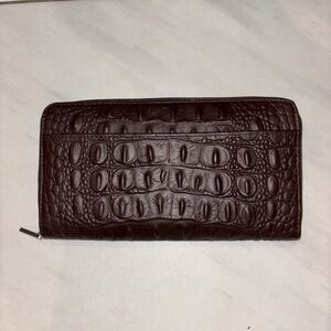 Excellent Quality Stone Mountain Dark Brown Crocodile Leather Wallet